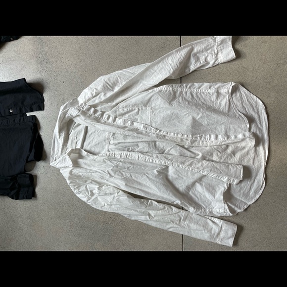 2 over sized community button tops - Picture 2 of 3